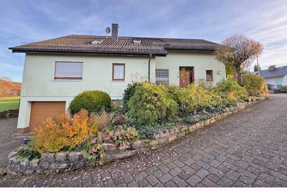 Thumbnail-LAGE, LAGE, LAGE