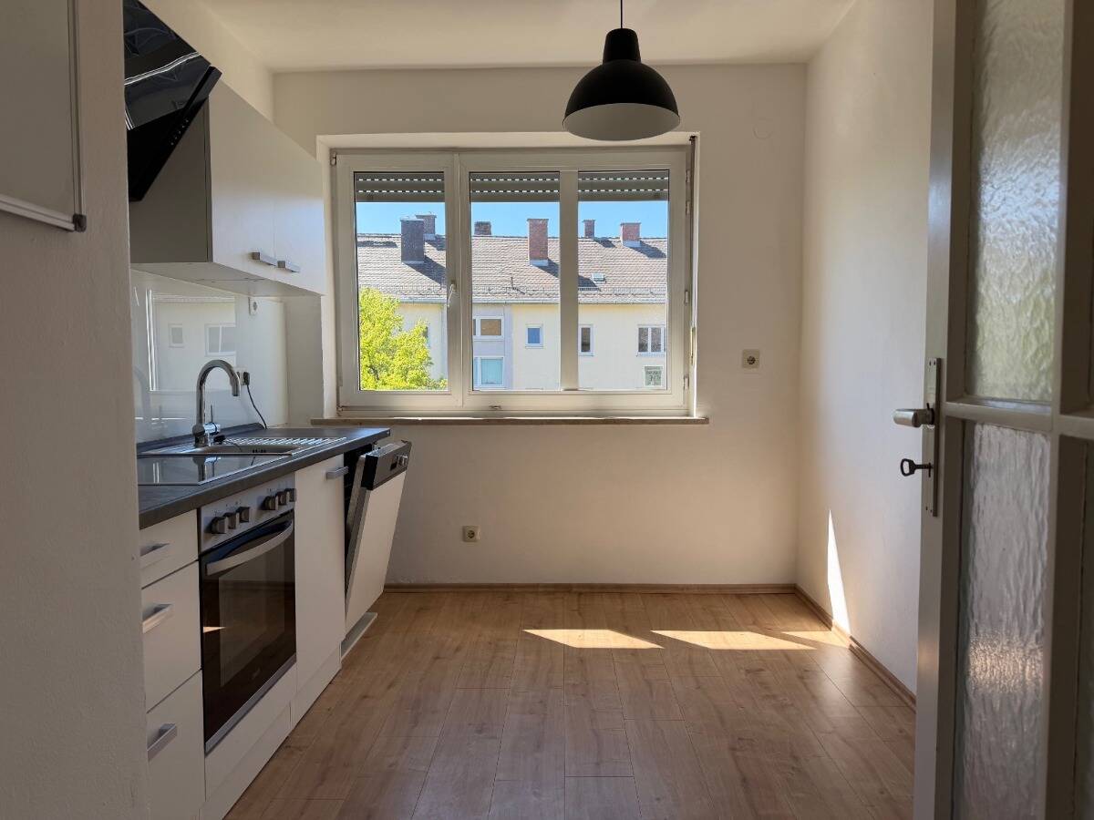 Thumbnail-*** Reserviert *** Perfekte Einsteigerwohnung in Göggingen (Erbbaurecht) zu verkaufen