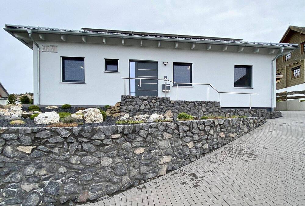 Thumbnail-Für Naturliebhaber und Energiesparer - neuwertiger Bungalow