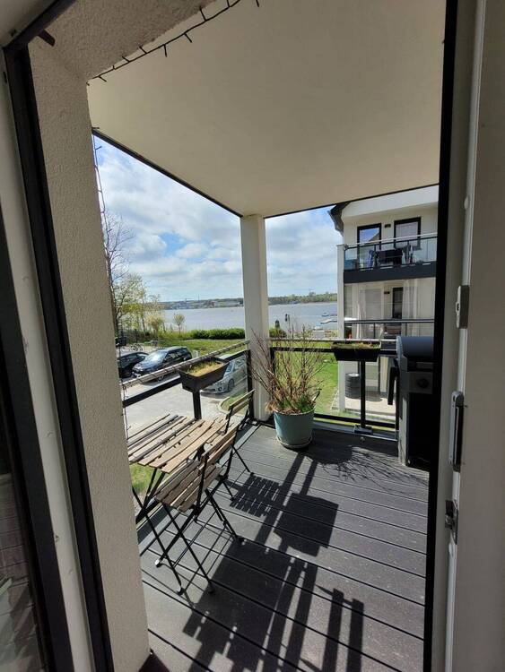Thumbnail-Exklusives Wohnen in Gehlsdorf-3-Zimmer-Wohnung mit Warnowblick & Aufzug