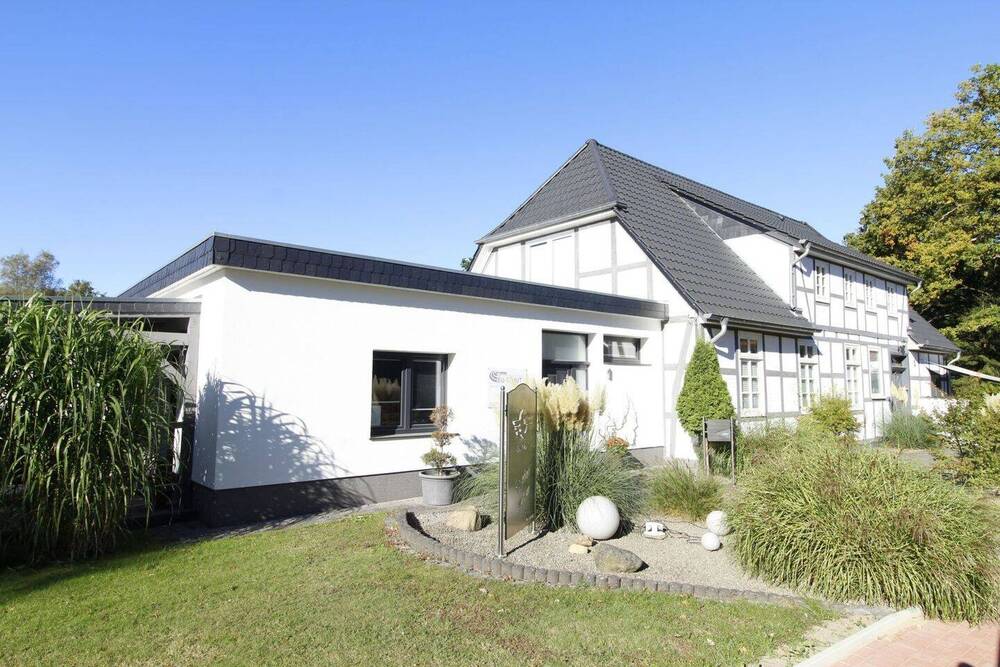 Thumbnail-Edles Landhaus in repräsentativer Lage ! Ideal für Gewerbe & Privates Wohnglück