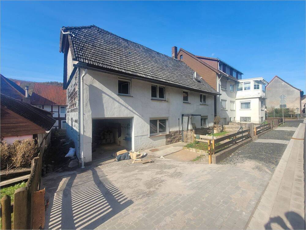 Thumbnail-Viel Platz, viele Zimmer & viel Ruhe. Großzügiges Einfamilienhaus samt Garage