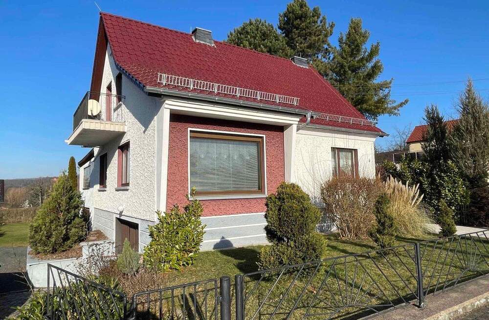 Thumbnail-Interessantes Einfamilienhaus in Bad Salzungen, in guter zentraler Lage mit Balkon und Terrasse