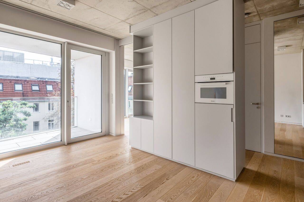 Thumbnail-AM TACHELES: SUITES Die Essenz des Wohnens
