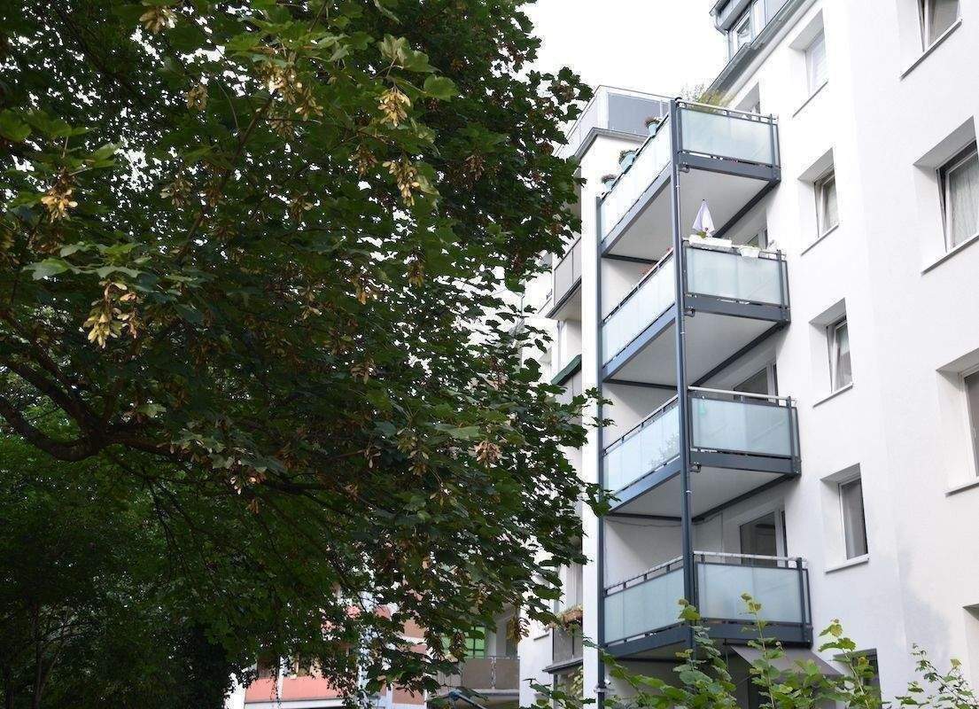 Südbalkon nach Fertigstellung ähnlich