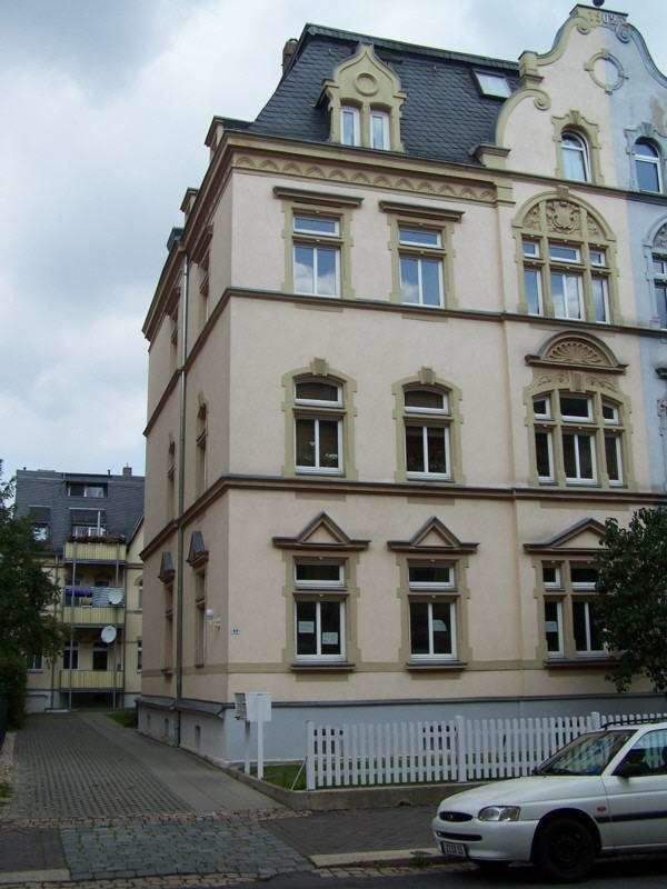 Thumbnail-Ruhige 2-Raum Wohnung im Dachgeschoss