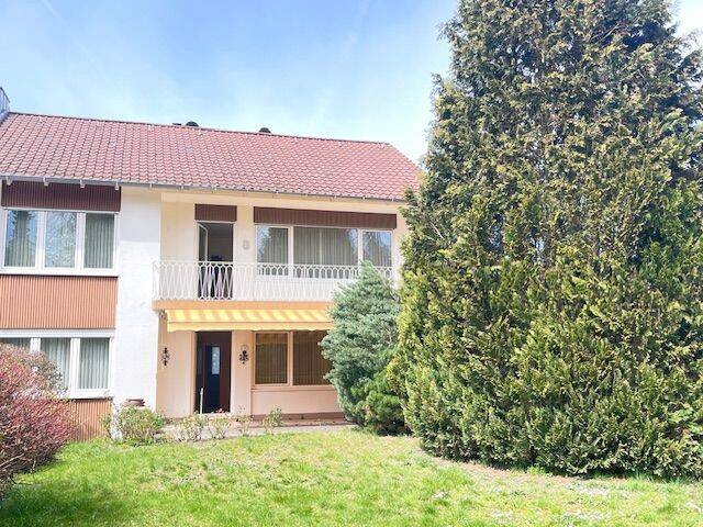 Thumbnail-Beste Lage in Mögeldorf Farnstraße 8: Doppelhaushälfte mit Doppel-Garage und großem Garten