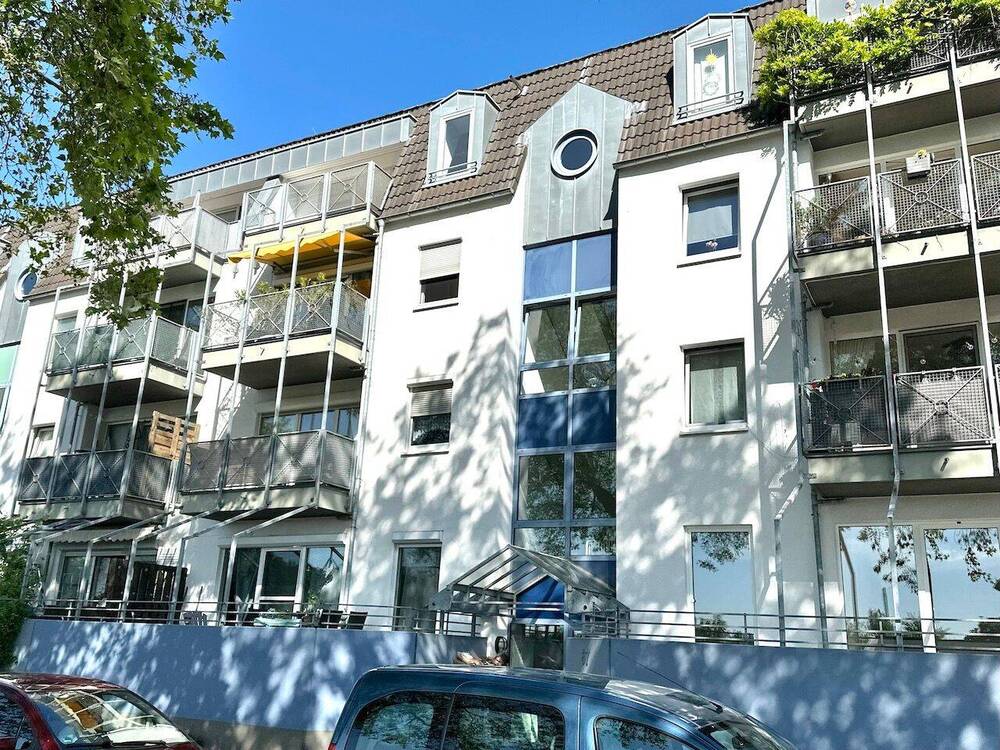 Thumbnail-Frisch renovierte Etagenwohnung inkl. Tiefgaragenstellplatz in beliebter Wohnlage