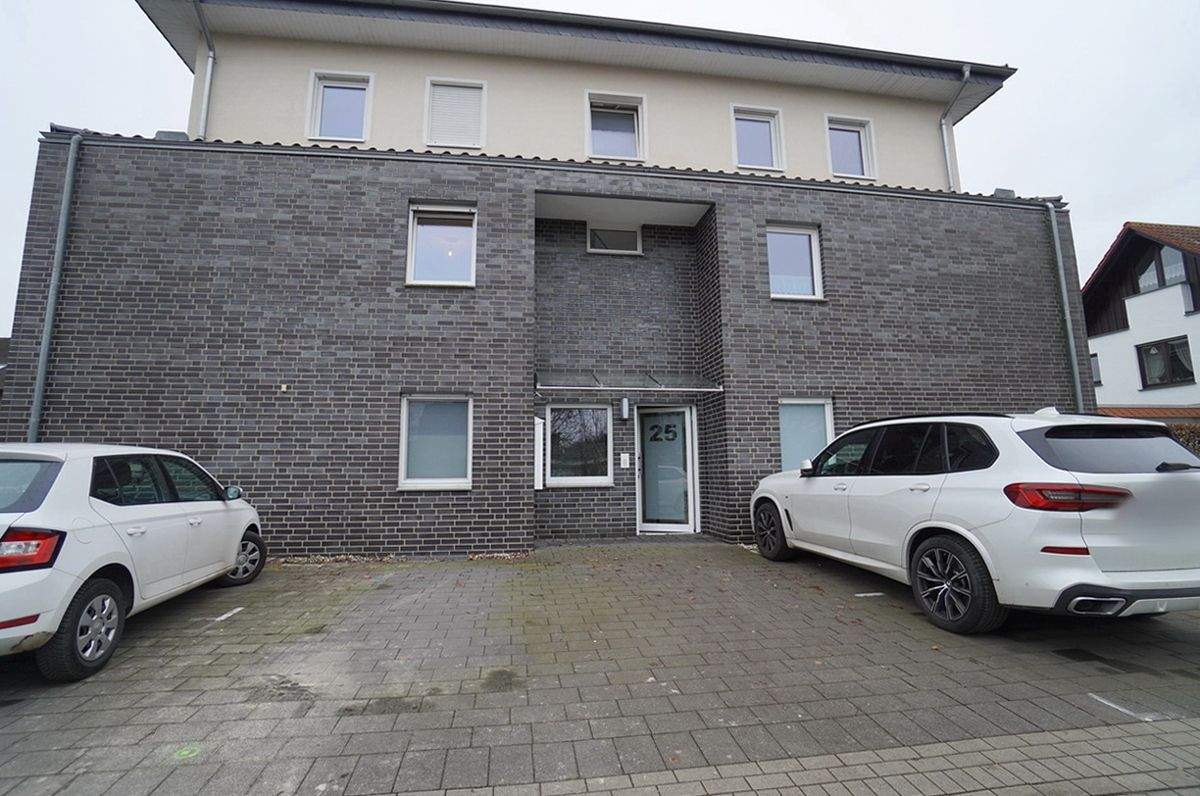 Thumbnail-Junge und gepflegte, sofort bezugsfertige Eigentumswohnung in Elsen wartet auf Sie!