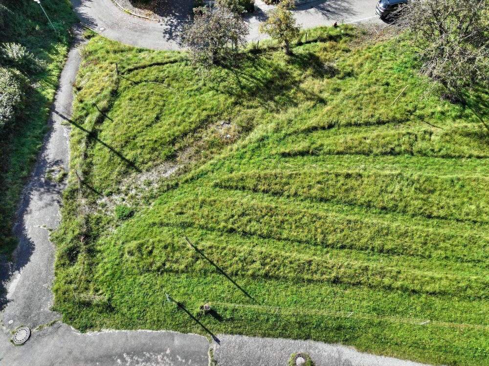 Thumbnail-GRUNDSTÜCK MIT AUSSICHT IN SONNIGER SÜDHANGLAGE