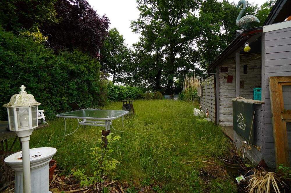 Thumbnail-Suchen Sie ein leerstehendes und sofort verfügbares Zweifamilienhaus in der Nähe Gütersloh?