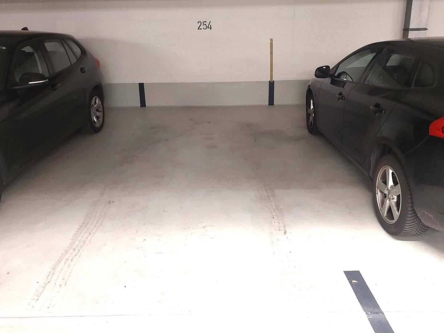 Ebenerdiger TG-Stellplatz
