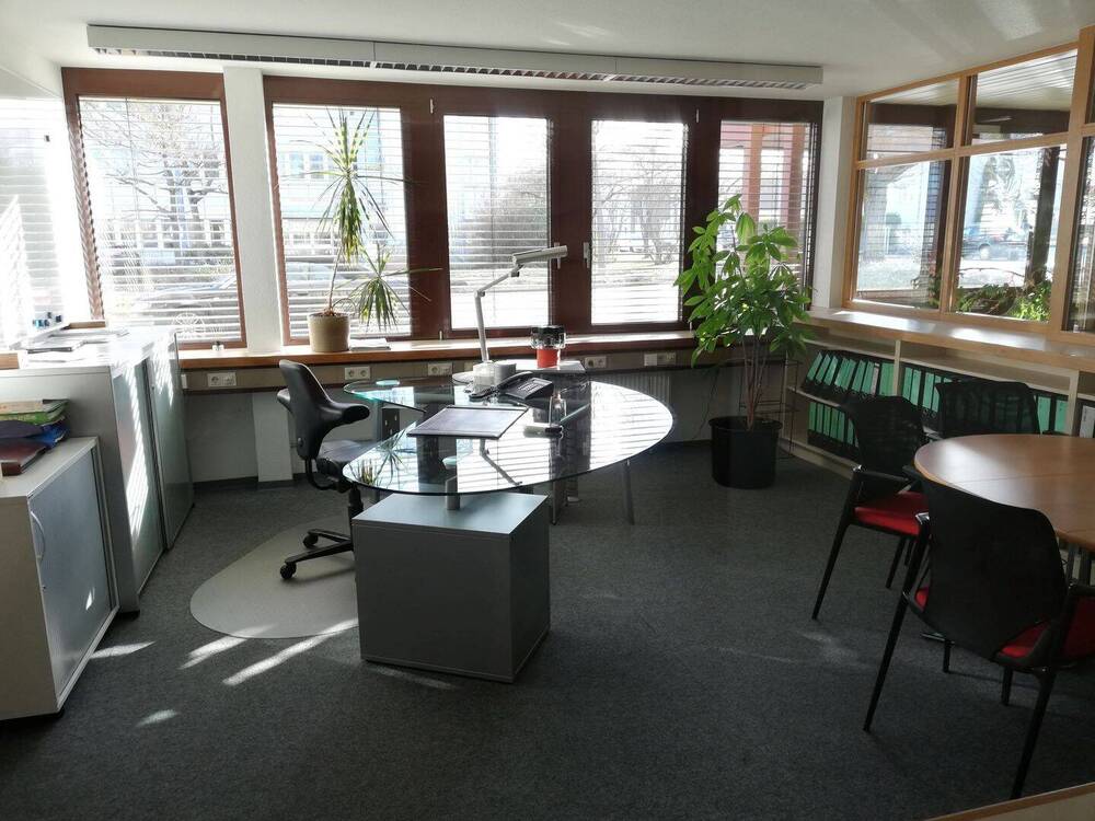 Thumbnail-431 qm Lagerfläche und zwei Büros in Kornwestheim nahe Stuttgart