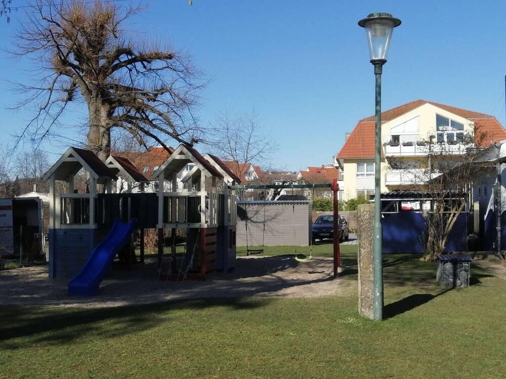 Thumbnail-Baugrundstück direkt an der Elbe in Radebeul