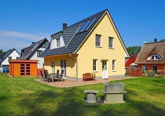 Thumbnail-Ferienhaus mit 4 Schlafzimmer großes Grundstück Sauna zwei Bäder zum SCHNÄPPCHENPREIS