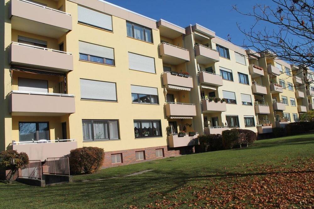 Thumbnail-renovierte 3-Zimmer-Wohnung in begehrter Wohnlage nahe Rathaus!