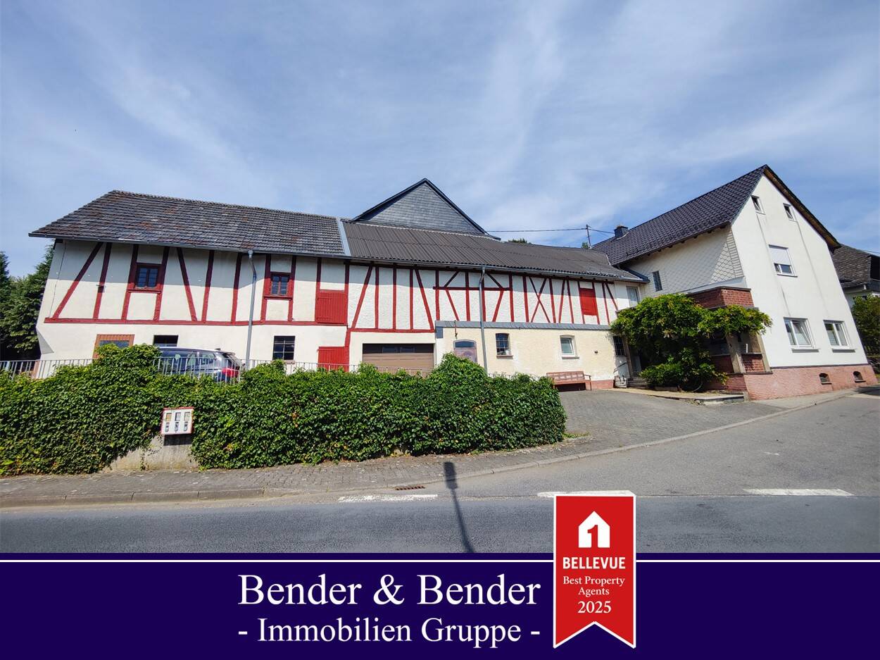 Thumbnail-Landwirtschaftliches Anwesen mit Stall, Scheune und Paddock zur Pferdehaltung!