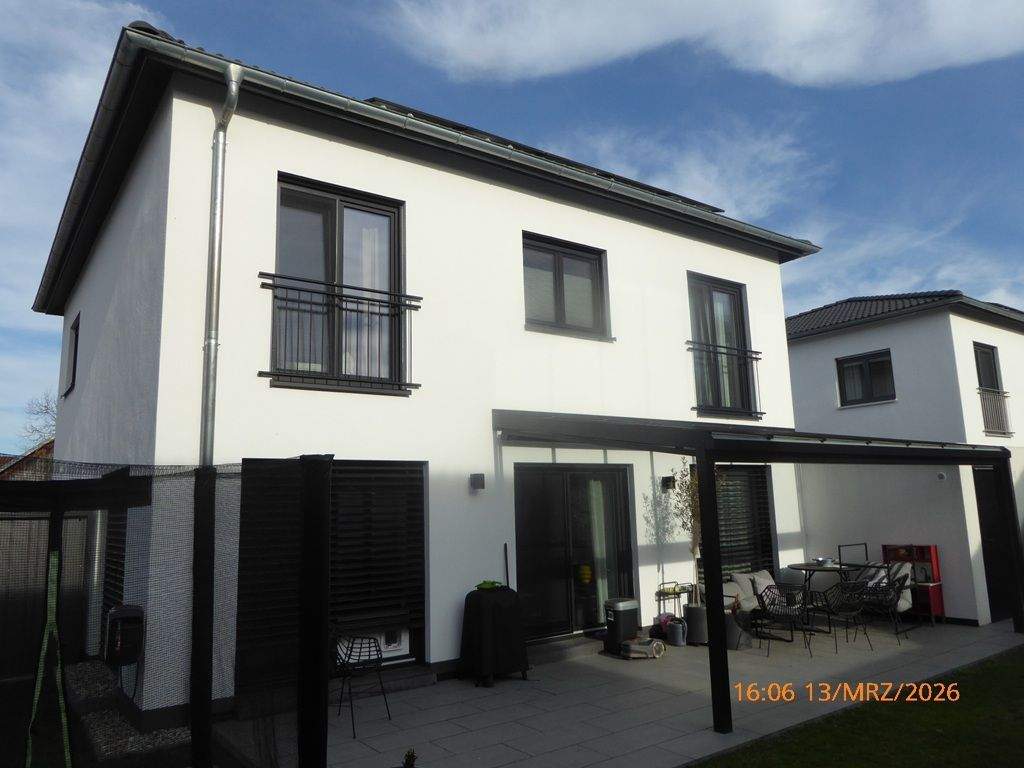 Thumbnail-Attraktives, neuwertiges Einfamilienhaus mit hochwertiger Ausstattung in ruhiger Wohnlage