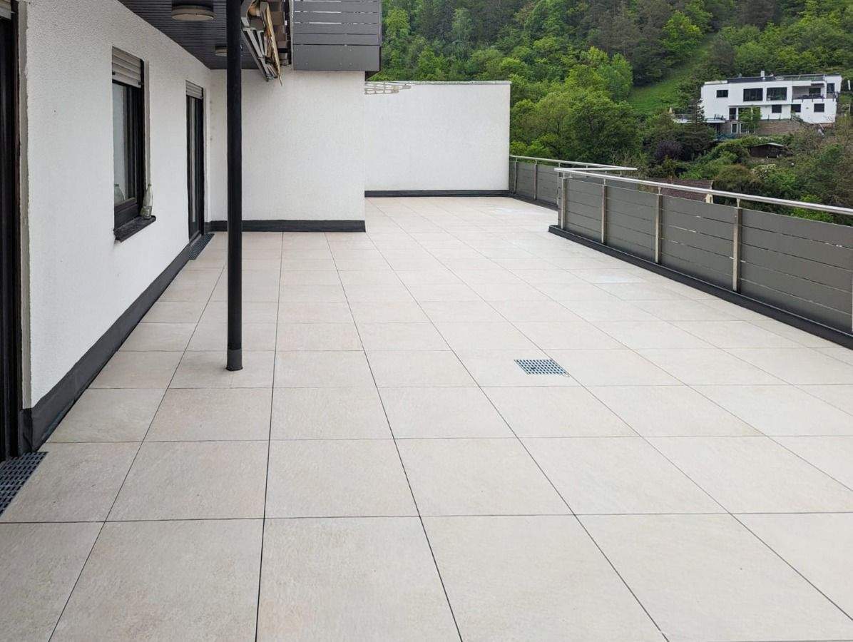 Thumbnail-Sonnige 3-Zimmer-Wohnung mit riesiger Dachterrasse im Penthouse-Stil