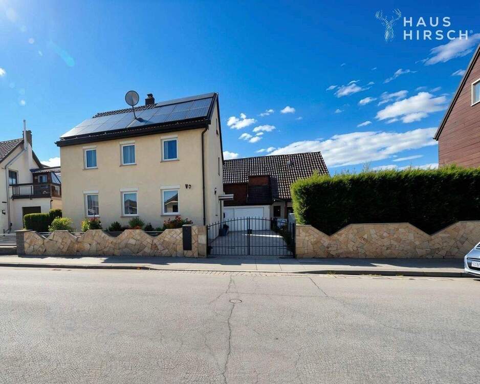 Thumbnail-Zentral gelegenes Einfamilienhaus mit Photovoltaik & Wärmepumpe