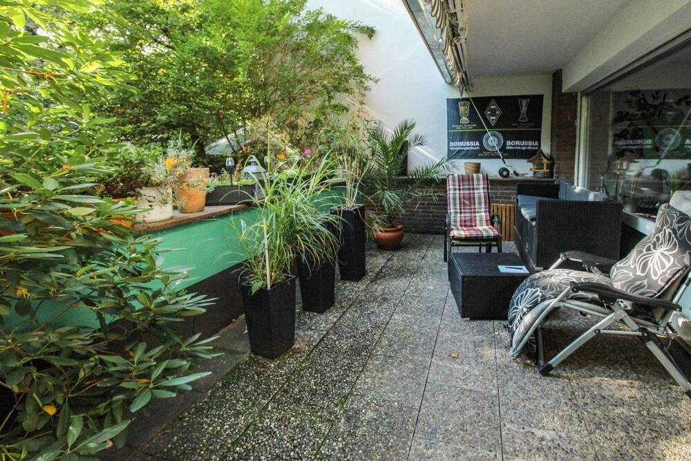 Thumbnail-Gepflegt und bezugsfrei: Terrassenwohnung am Unterbacher See