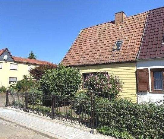 Thumbnail-DHH mit schönem Garten in Eisleben