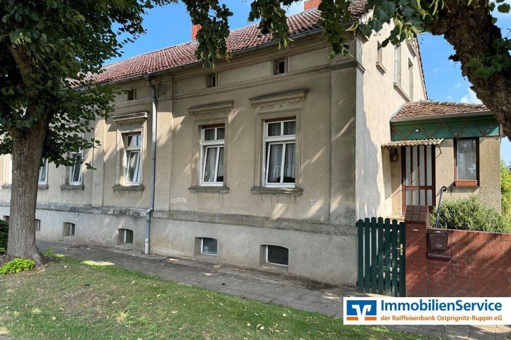 Thumbnail-traditionelle Bauernhaushälfte mit Potenzial für Renovierungsbegeisterte