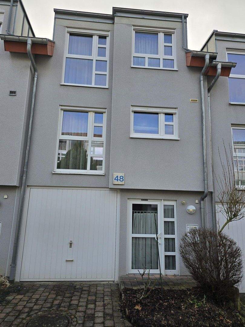 Thumbnail-Schönes Reihenmittelhaus sofort beziehbar