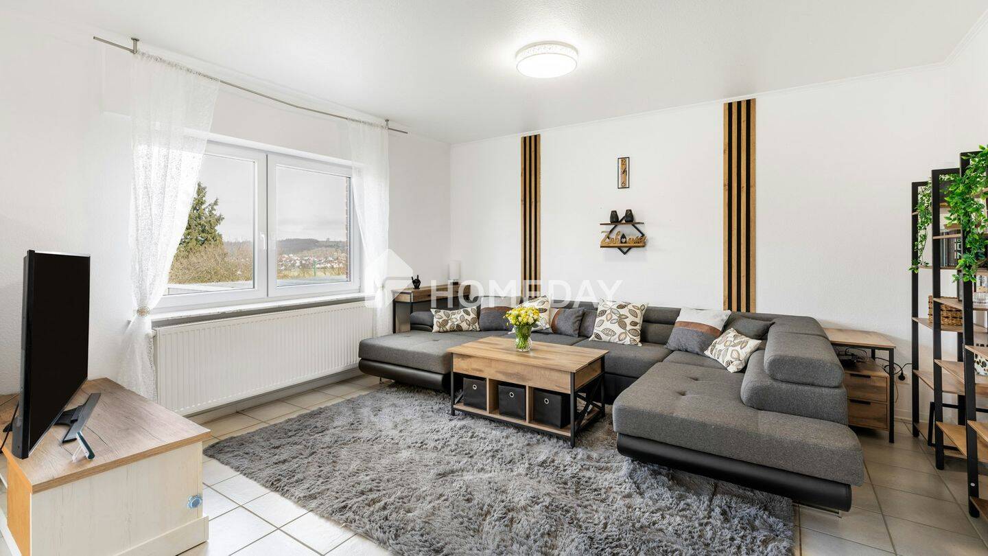 Thumbnail-Großzügiges Einfamilienhaus mit Einliegerwohnung in attraktiver Hanglage - vielseitig nutzbar