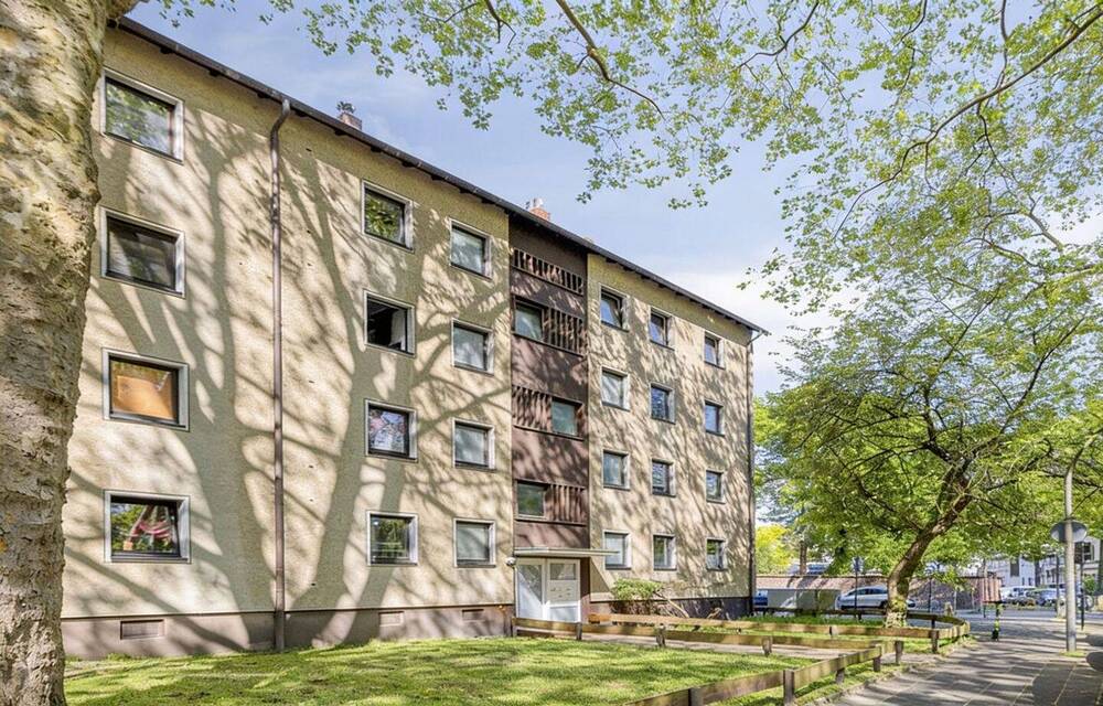 Thumbnail-PROVISIONSFREI: Helle 3-Zimmer-Wohnung mit Balkon & 2 Stellplätzen in Köln-Mülheim