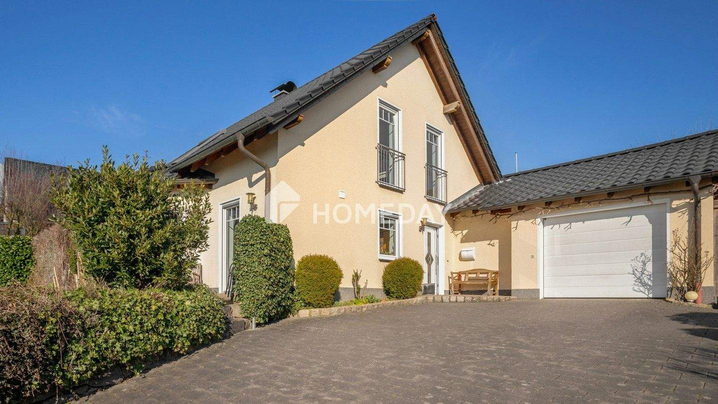 Thumbnail-Stilvolles Einfamilienhaus mit großzügigem Garten und hochwertiger Ausstattung