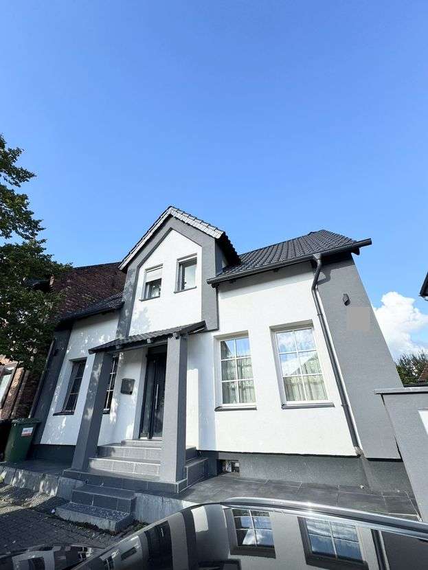 Thumbnail-Traumhaftes Einfamilienhaus auf 2 Etagen und großer Terrasse