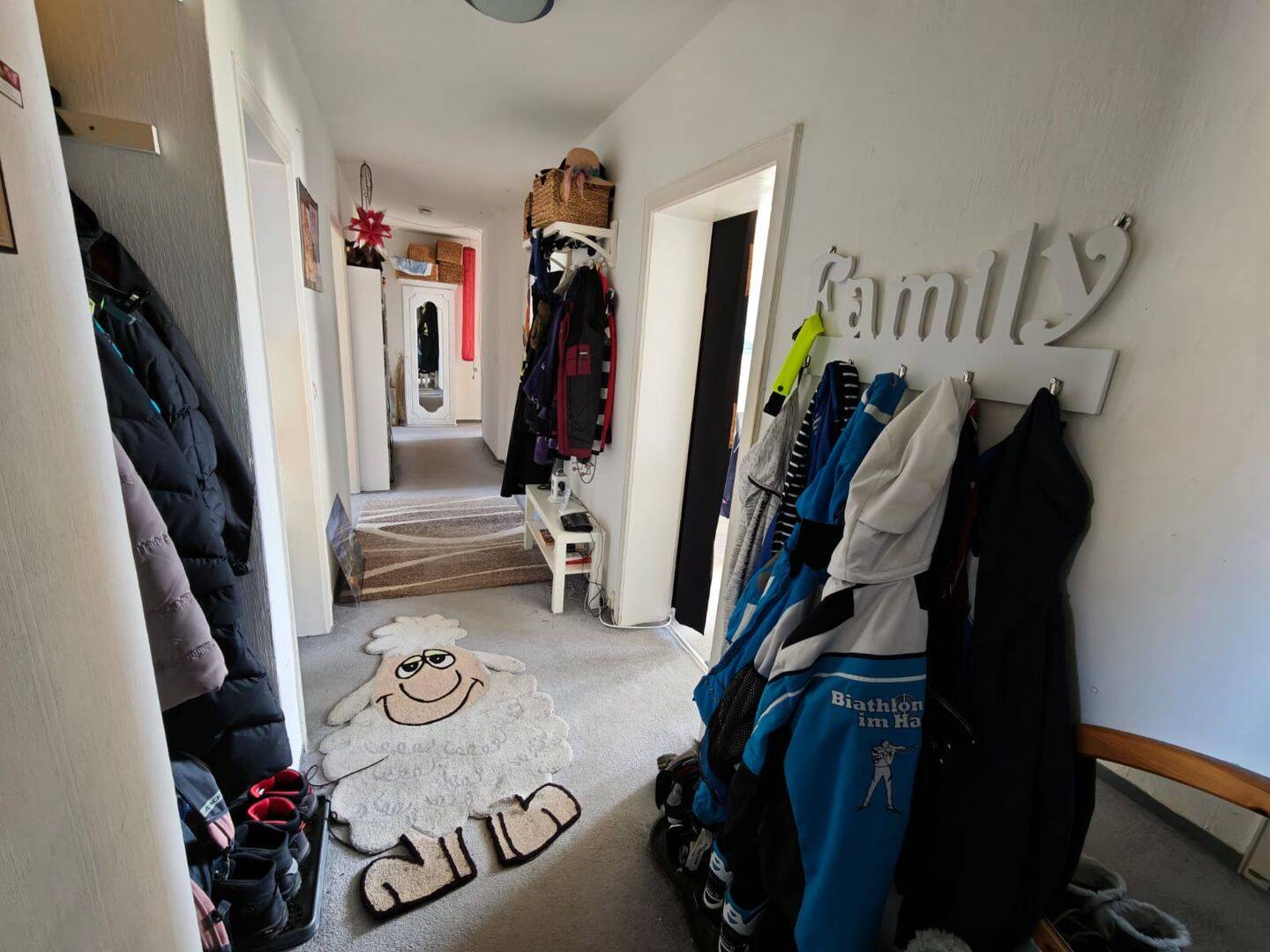 Thumbnail-**vermietete 5-Zimmer-Wohnung mit Balkon**