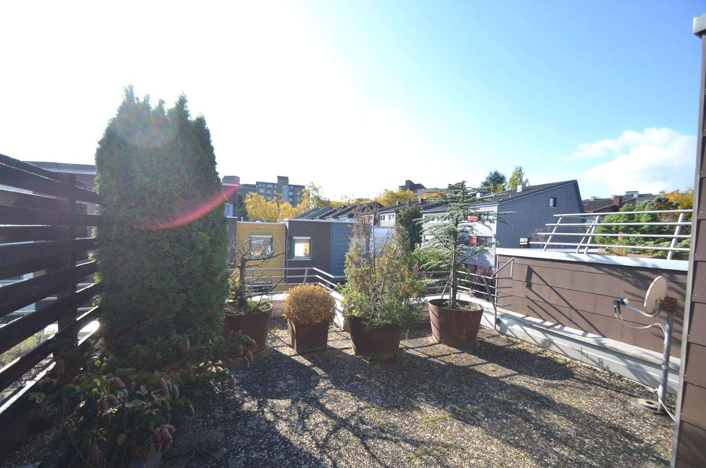 Thumbnail-Großes RMH in ruhiger Lage auf der Diezenhalde mit Dachterrasse !