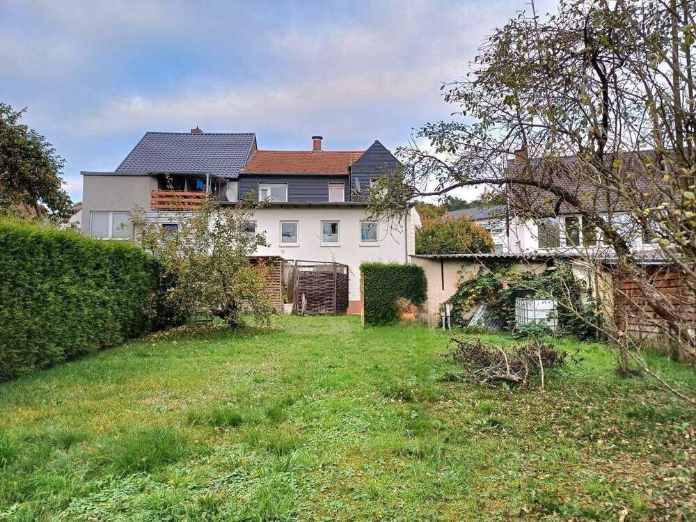 Thumbnail-2 FHS mit großer Saunalandschaft im UG, Garage, Stellplätzen, Garten und Terrasse, in St. Ingbert-Rohrbach