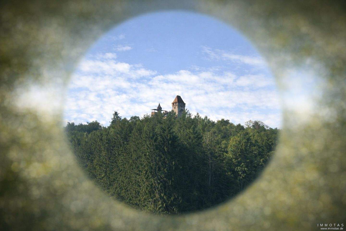 Thumbnail-Sanierungsobjekt in Erlenbach mit einzigartigem Blick auf Burg Berwartstein