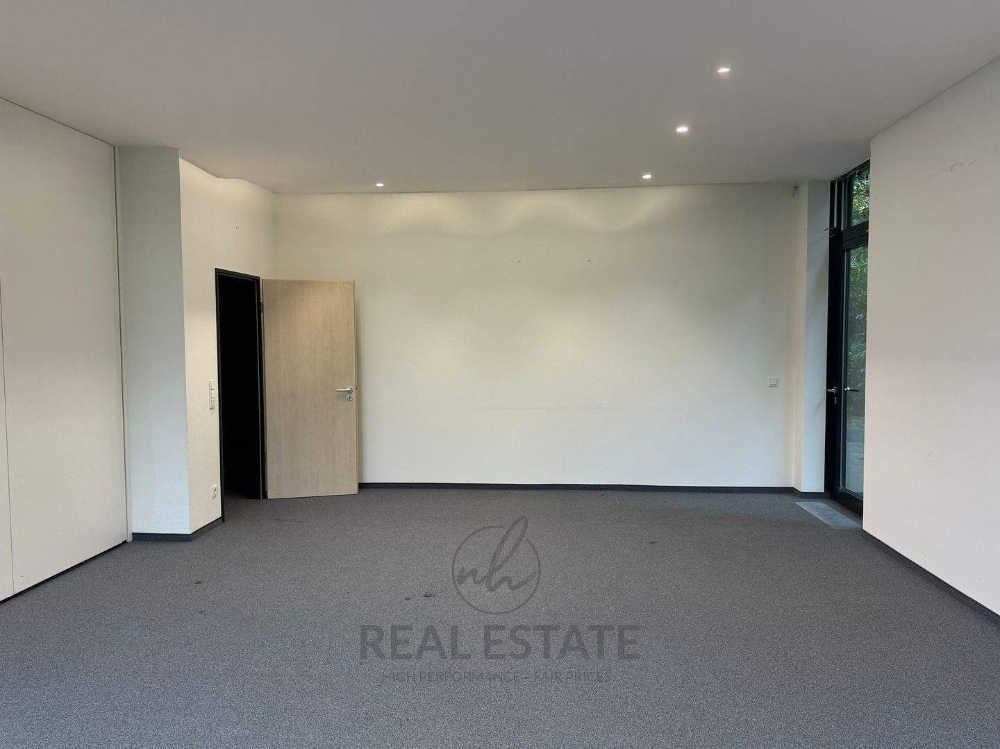 Thumbnail-PROVISIONSFREIE GERÄUMIGE BÜROFLÄCHE IN WANDSBEK