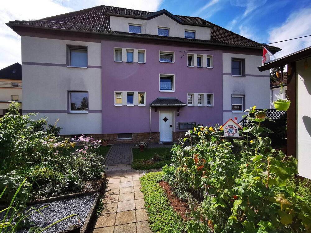 Thumbnail-schicke 2-Raum-Wohnung 55 m2 Küche, Bad, Dachkammer und Gartenanteil