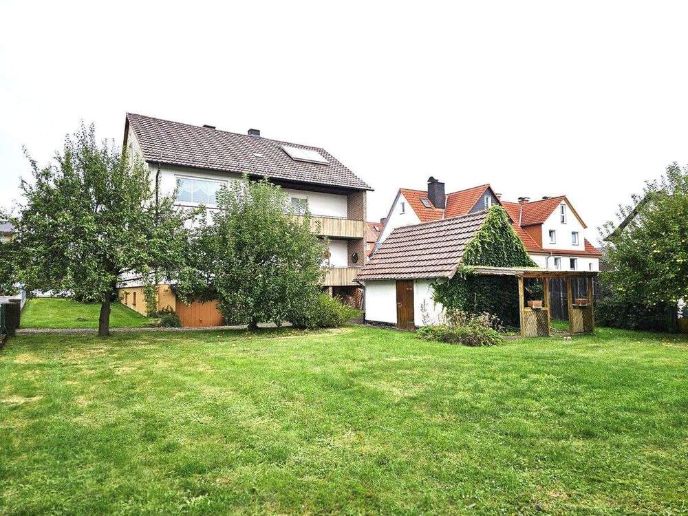 Thumbnail-Gepflegtes Zweifamilienhaus in Ahnatal-Weimar