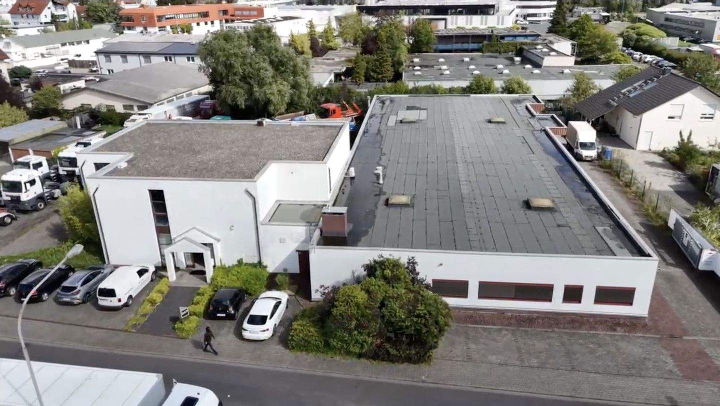 Thumbnail-Grundstück (3.383 m²) mit Produktionshalle (900 m²) und Bürogebäude (590 m²)