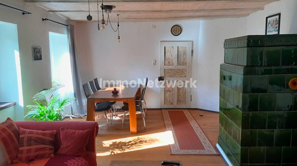 Thumbnail-Tradition trifft Innovation: Zeitgemäßes Upgrade für klassische Eleganz - Ihr neuer Favorit wartet