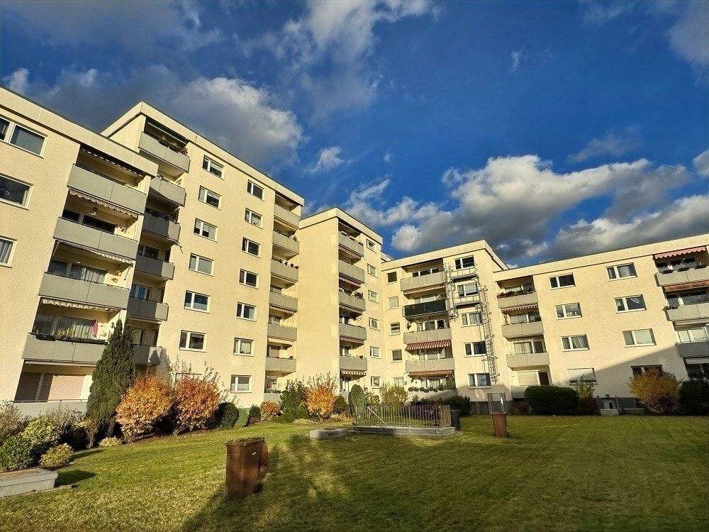 Thumbnail-3-Zimmer-Wohnung mit Traum-Ausblick in Bergisch Gladbach-Refrath