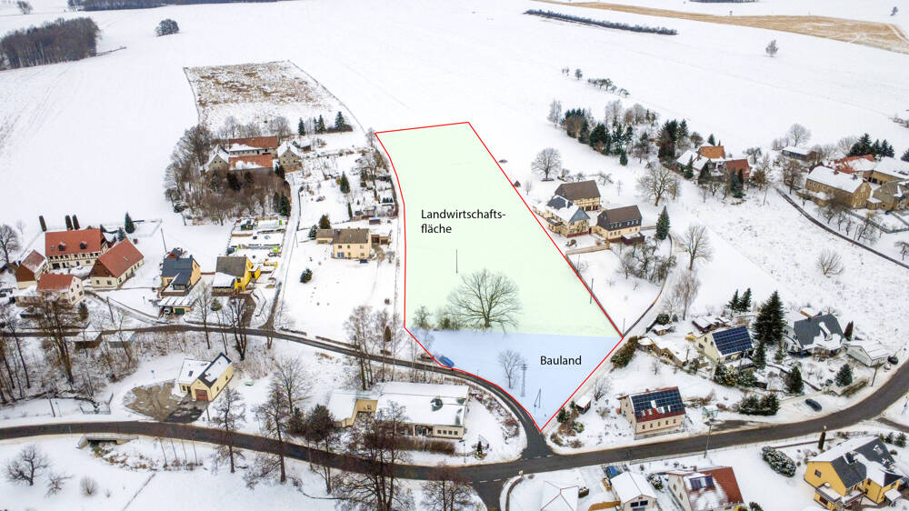 Thumbnail-Großzügiges Grundstück mit ca. 7.820 m² und ca. 1.000 m² Bauland in Niedercrossen