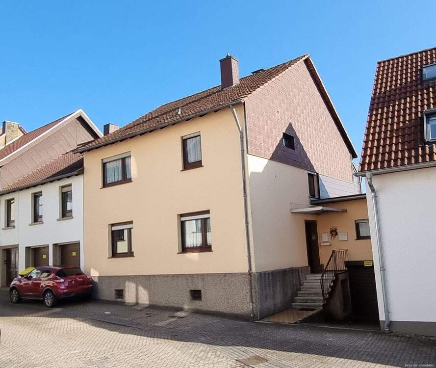 Thumbnail-Gepflegtes Zweifamilienhaus in ruhiger Nebenstraße von Püttlingen