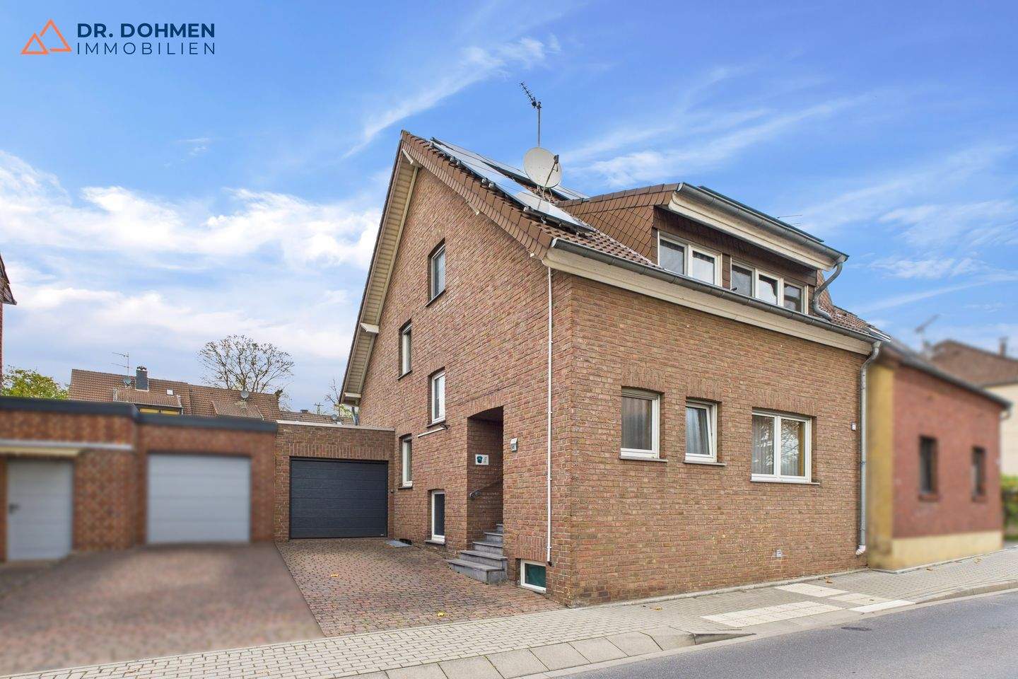 Thumbnail-Familienfreundliches Einfamilienhaus mit Garten und Garage in Hückelhoven-Baal