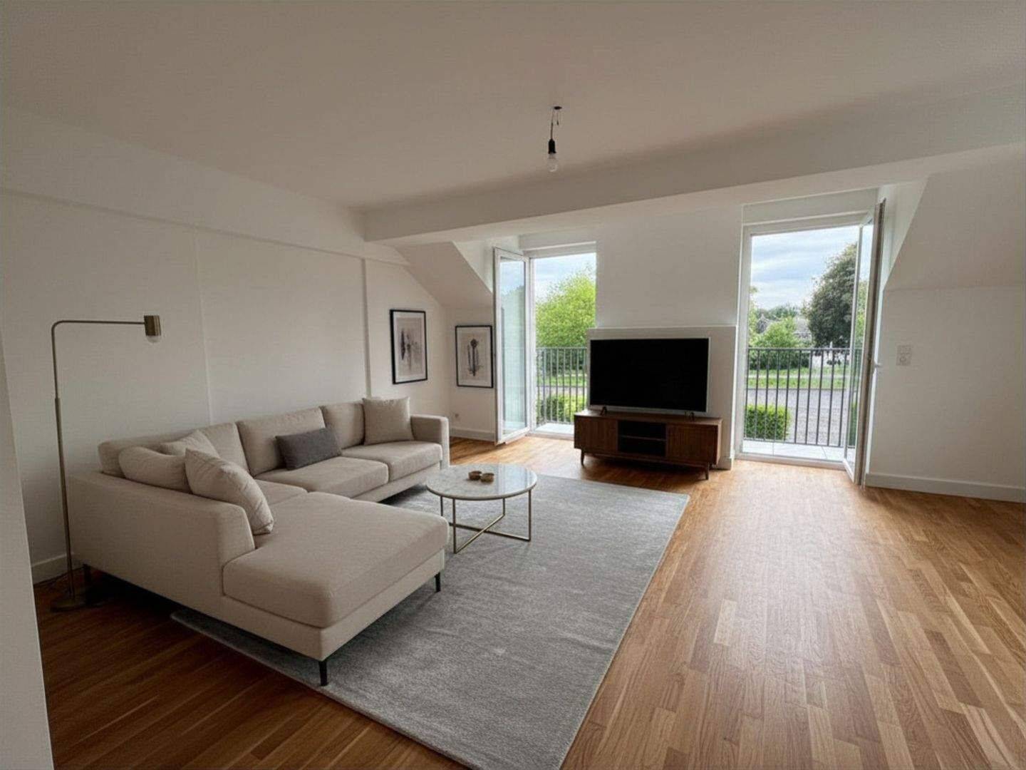 Thumbnail-Renovierte 3 ZKB-Wohnung mit Balkon fußläufig zur Innenstadt