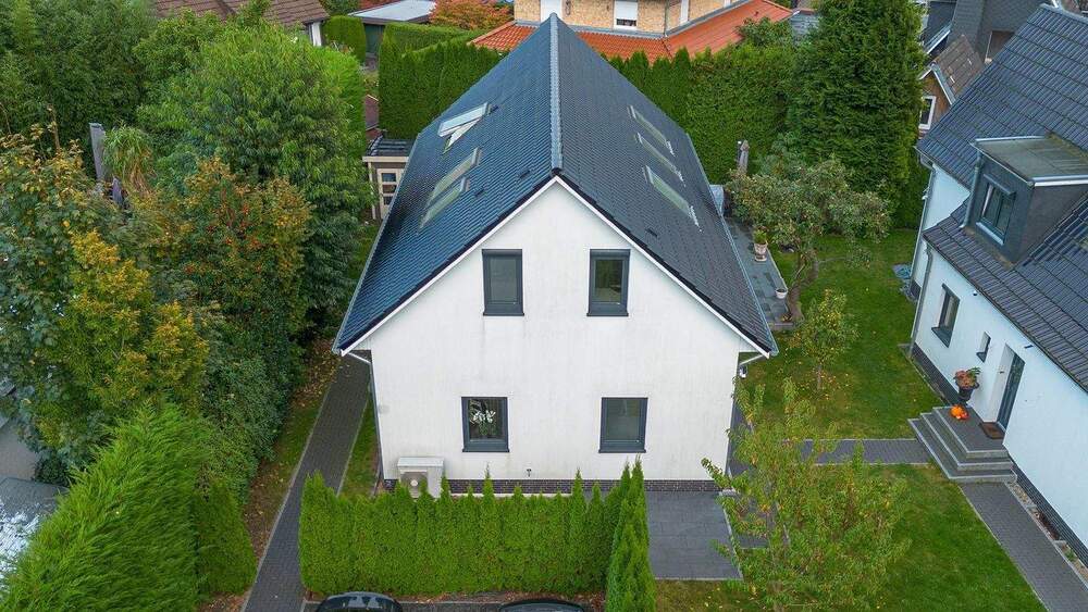 Thumbnail-Stilvolles und großzügiges Effizienzhaus in Norderstedt-Friedrichsgabe