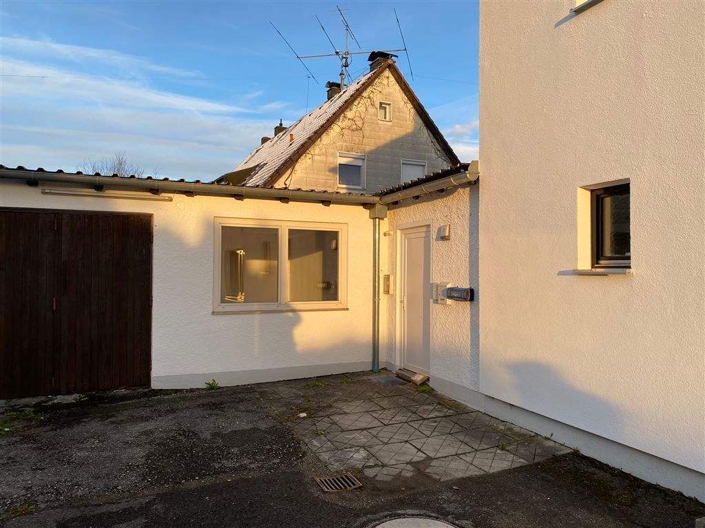 Thumbnail-LagerBüroraum im Erdgeschoss in Schöngeising