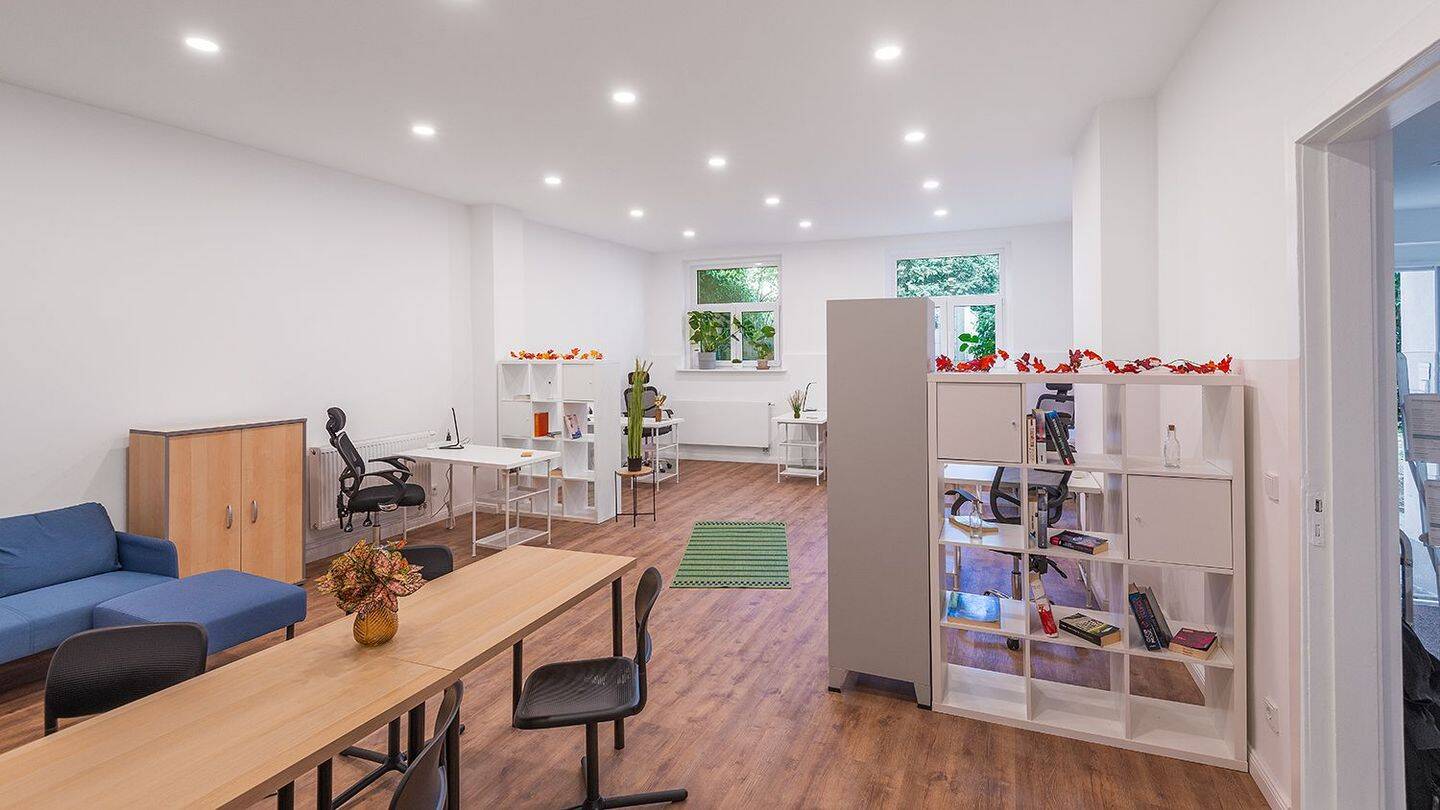 Thumbnail-Flex Desks: Co-Working im ruhigen Hinterhof am Tempelhofer Damm
