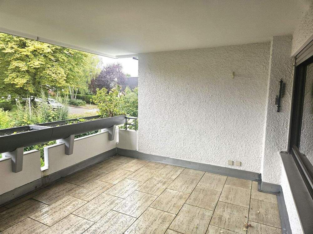 Thumbnail-Helle Wohnung mit herrlichem Balkon in bester Lage